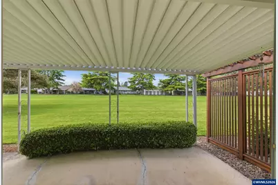 401 S Cascade Dr, Woodburn, OR 97071 - Photo 26