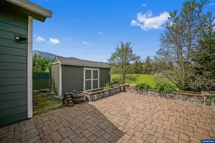 1231 SW 3rd Ave, Mill City, OR 97360 - Photo 42