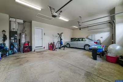 1232 SW 3rd Av, Mill City, OR 97360 - Photo 46