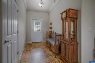 1231 SW 3rd Ave, Mill City, OR 97360 - Photo 12