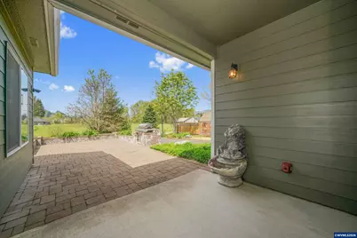 1232 SW 3rd Av, Mill City, OR 97360 - Photo 40