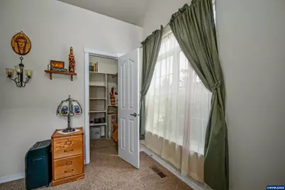 1232 SW 3rd Av, Mill City, OR 97360 - Photo 34