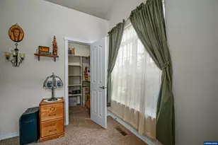 1231 SW 3rd Ave, Mill City, OR 97360 - Photo 34