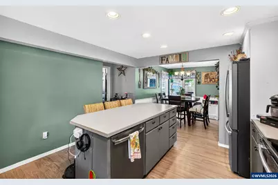 924 7th Av, Sweet Home, OR 97386 - Photo 14