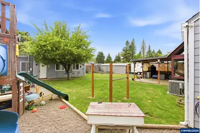 924 7th Av, Sweet Home, OR 97386 - Photo 32