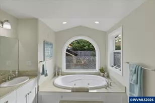 575 Juneau Dr SE, Salem, OR 97302 - Photo 28
