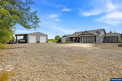 9503 West Stayton Rd SE, Aumsville, OR 97325 - Photo 2