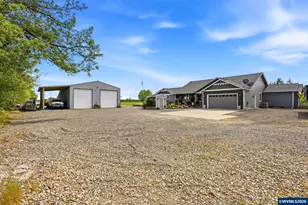 9503 W Stayton Rd SE, Aumsville, OR 97325 - Photo 2