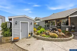 9503 W Stayton Rd SE, Aumsville, OR 97325 - Photo 4