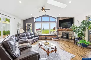 9503 W Stayton Rd SE, Aumsville, OR 97325 - Photo 14