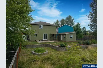 1978 Lyon St SW, Albany, OR 97322 - Photo 2