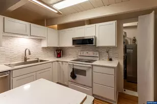 2825 NW Greeley Ave, Corvallis, OR 97330 - Photo 16