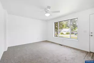 1111 Spruce St, Sweet Home, OR 97386 - Photo 6