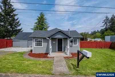 2320 Cedar St, Sweet Home, OR 97386 - Photo 2