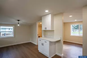 705 Tangent St, Lebanon, OR 97355 - Photo 10