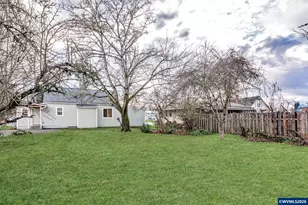 705 Tangent St, Lebanon, OR 97355 - Photo 2