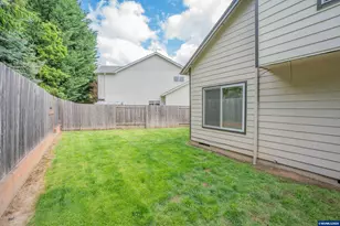1213 NE Conroy Pl, Corvallis, OR 97330 - Photo 30