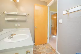 1213 NE Conroy Pl, Corvallis, OR 97330 - Photo 24