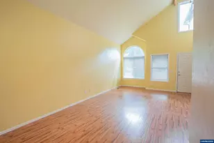 1213 NE Conroy Pl, Corvallis, OR 97330 - Photo 12