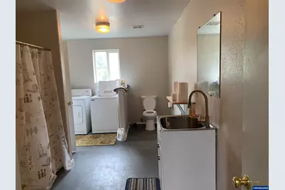 2555 Liberty Rd, Dallas, OR 97338 - Photo 10