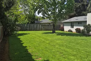 1996 Summercrest Dr S, Salem, OR 97306 - Photo 6