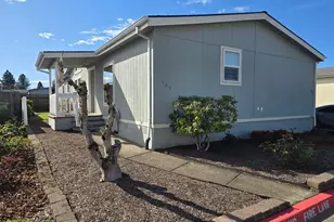 1000 S McKern Ct, Newberg, OR 97132 - Photo 1