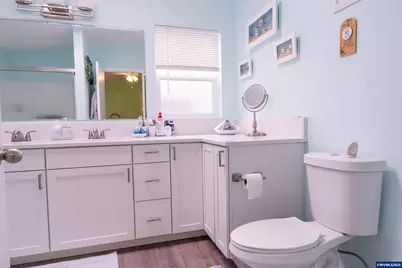 1000 S McKern Ct #125, Newberg, OR 97132 - Photo 16