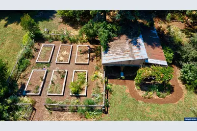 1628 SW Clay St, Dallas, OR 97338 - Photo 14