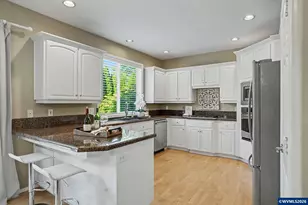 5911 SW Banyon Cir, Corvallis, OR 97333 - Photo 16