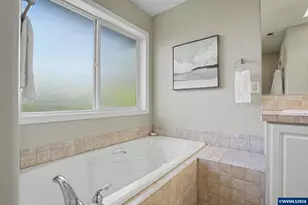 5911 SW Banyon Cir, Corvallis, OR 97333 - Photo 42