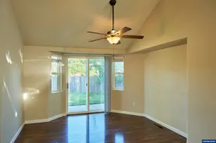 4674 Red Cherry Ct SE, Salem, OR 97317 - Photo 8