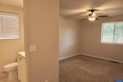 4674 Red Cherry Ct SE, Salem, OR 97317 - Photo 12