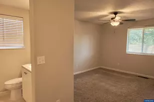 4674 Red Cherry Ct SE, Salem, OR 97317 - Photo 12