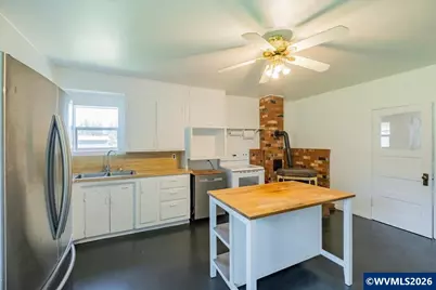 30832 Waterloo Rd, Lebanon, OR 97355 - Photo 12