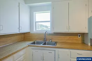 30832 Waterloo Rd, Lebanon, OR 97355 - Photo 16