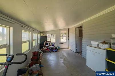 30832 Waterloo Rd, Lebanon, OR 97355 - Photo 36