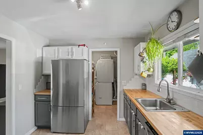 3417 SE 3rd St, Corvallis, OR 97333 - Photo 14