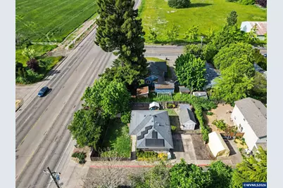 3417 SE 3rd St, Corvallis, OR 97333 - Photo 2