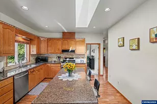 1795 Sunburst Terrace NW, Salem, OR 97304 - Photo 16