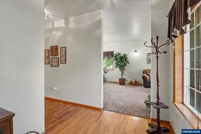 1795 Sunburst Ter NW, Salem, OR 97304 - Photo 4