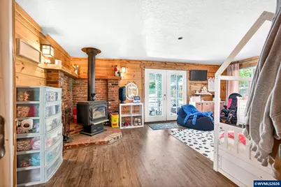 2150 Pioneer Rd, Dallas, OR 97338 - Photo 10