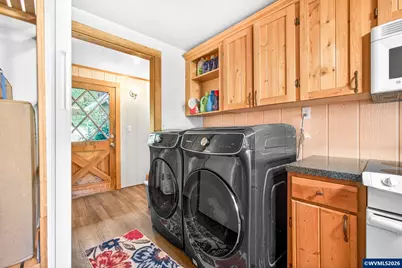 2150 Pioneer Rd, Dallas, OR 97338 - Photo 8