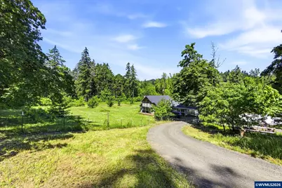 2150 Pioneer Rd, Dallas, OR 97338 - Photo 2
