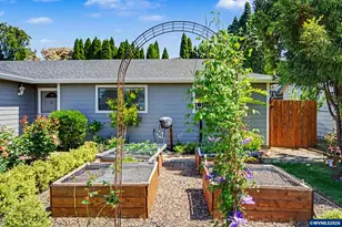 4444 39th Ave NE, Salem, OR 97305 - Photo 4