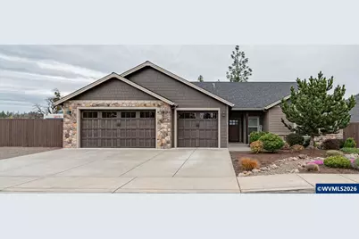 217 White Oak Wy, Shady Cove, OR 97539 - Photo 1