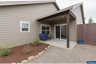 217 White Oak Wy, Shady Cove, OR 97539 - Photo 4