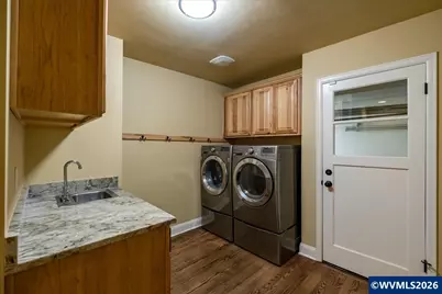 295 Myers St S, Salem, OR 97302 - Photo 20
