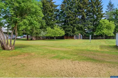 837 SW River Dr, Dallas, OR 97933 - Photo 42
