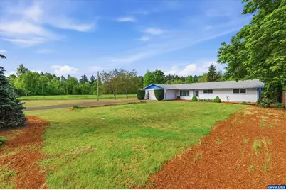 837 SW River Dr, Dallas, OR 97933 - Photo 2