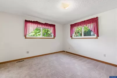 837 SW River Dr, Dallas, OR 97933 - Photo 24